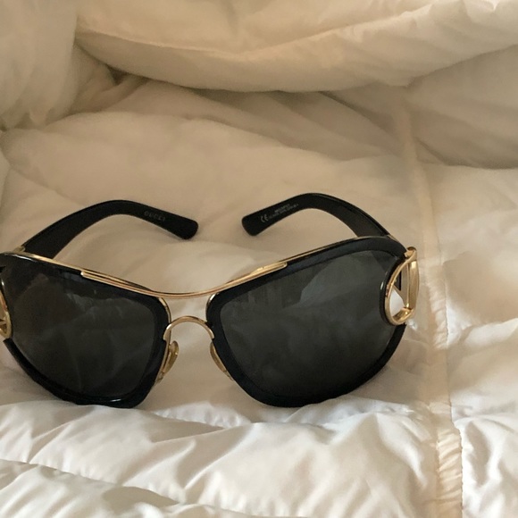 Original WOMEN GUCCI SUNGLASSES good condition - Picture 5 of 6